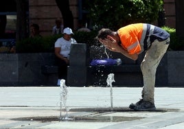 La prevención reduce en Córdoba los golpes de calor, pero los médicos notan que los casos se adelantan