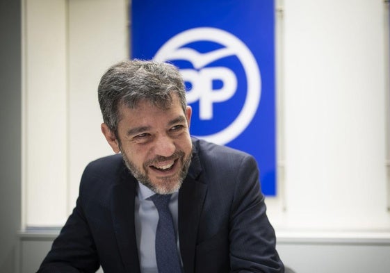 Alberto Nadal vuelve al PP para reforzar el área económica y convivirá con Bravo