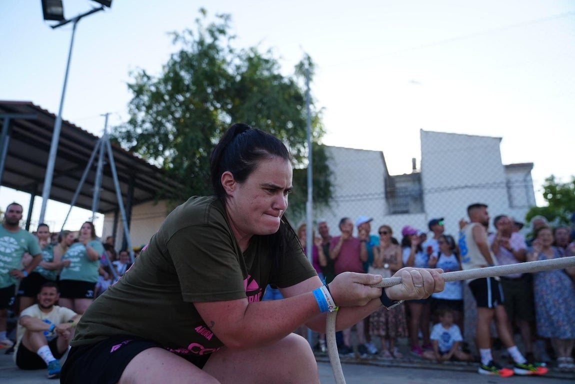 Las Olimpiadas Rurales reviven en Añora el juego más tradicional, en imágenes
