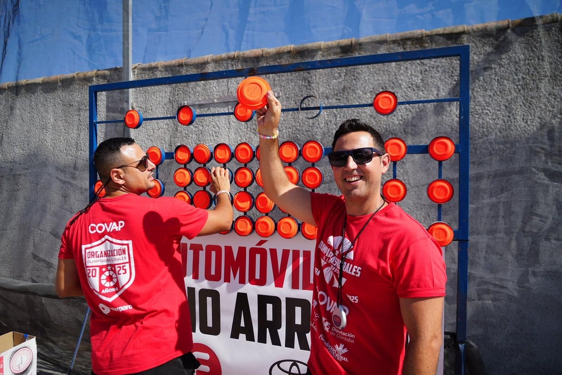 Las Olimpiadas Rurales reviven en Añora el juego más tradicional, en imágenes