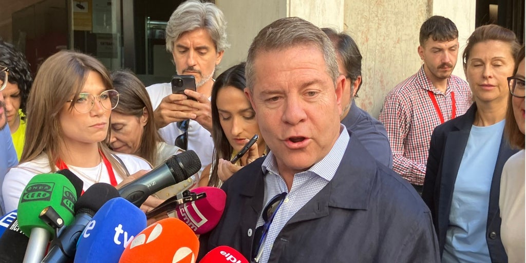 Acusaciones machistas y piquetes internos a los críticos empañan el envite de Sánchez para recoser el PSOE