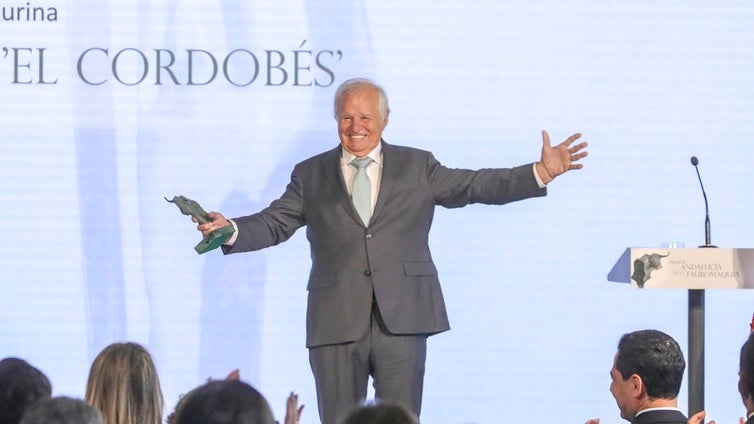 Manuel Benítez 'El Cordobés', ganador del III Premio Gran Capitán de ABC