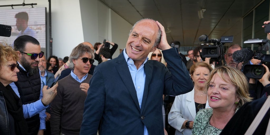 El PP valenciano se planta y critica los movimientos de Camps: «Debería saber medir los tiempos»