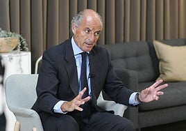 Camps defiende su «derecho legítimo» a postularse para liderar el PP valenciano y convoca otro acto con militantes