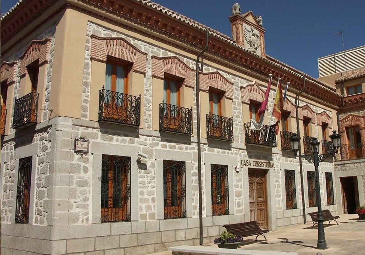 Foto de archivo de la fachada del Ayuntamiento de Sonseca
