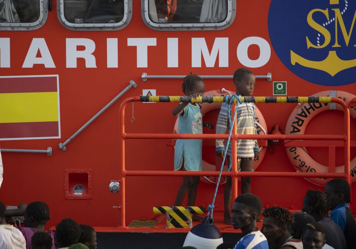 Andalucía pide más recursos para poder acoger a 677 menores migrantes más