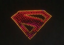 Madrid acoge el mayor espectáculo de drones en España por el estreno mundial de Superman