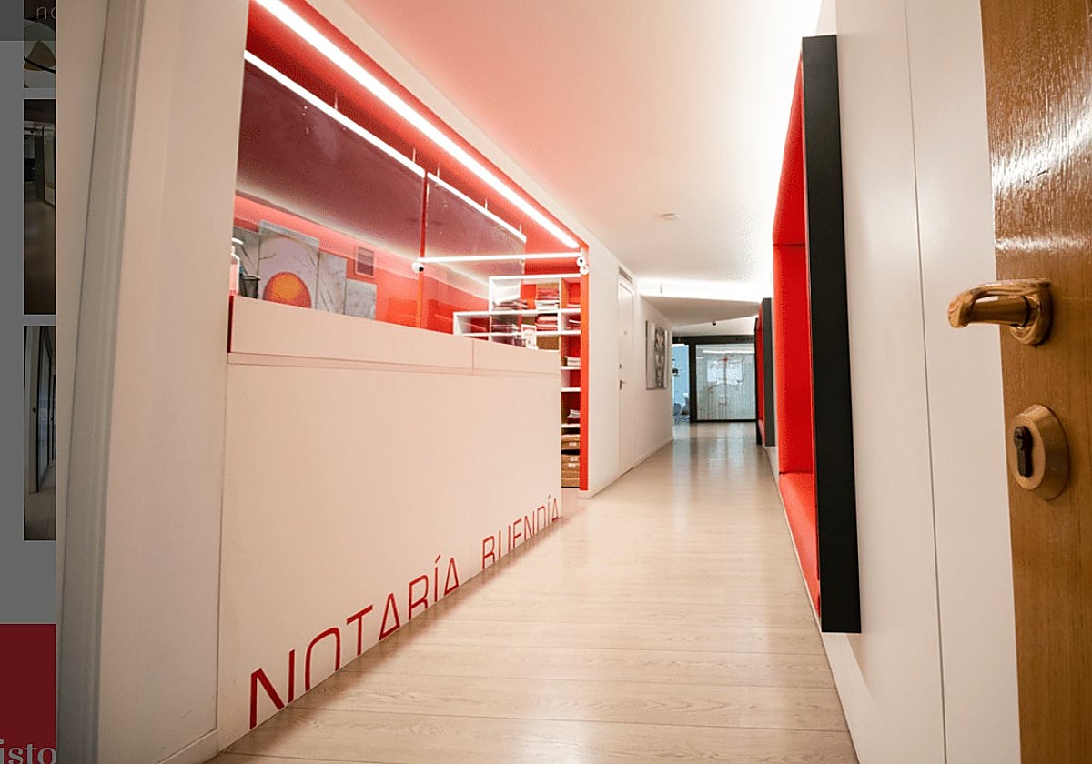 Instalaciones de la notaría alicantina donde se formalizó la inusual operación