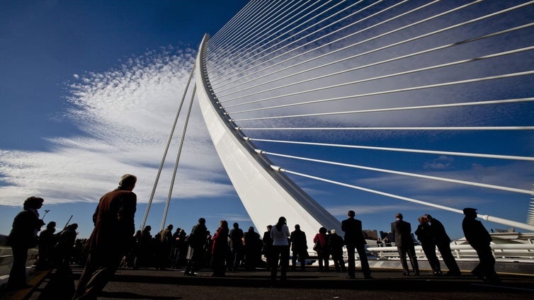 Valencia invierte 900.000 euros en reparar dos puentes de Calatrava