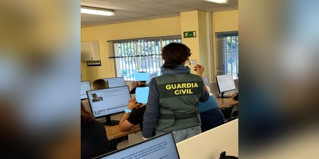Cinco detenidos al presentarse con su coche al examen para recuperar el carnet en Valencia