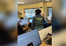 Cinco detenidos al presentarse con su coche al examen para recuperar el carnet en Valencia