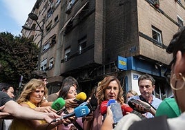 El Ayuntamiento de Valencia pide a la empresa del local incendiado que busque un realojo a las familias afectadas