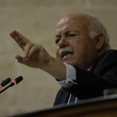 Aguirre tuvo que llamar al orden al grupo socialista y desalojó a los representantes de Cazorla en lucha
