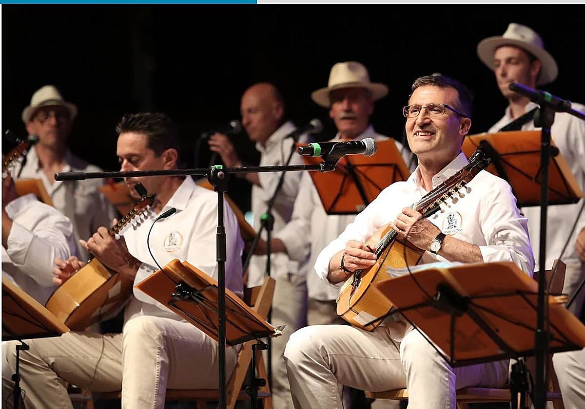 Candela y Son actúa esta noche en Mocejón,  a las 22.30