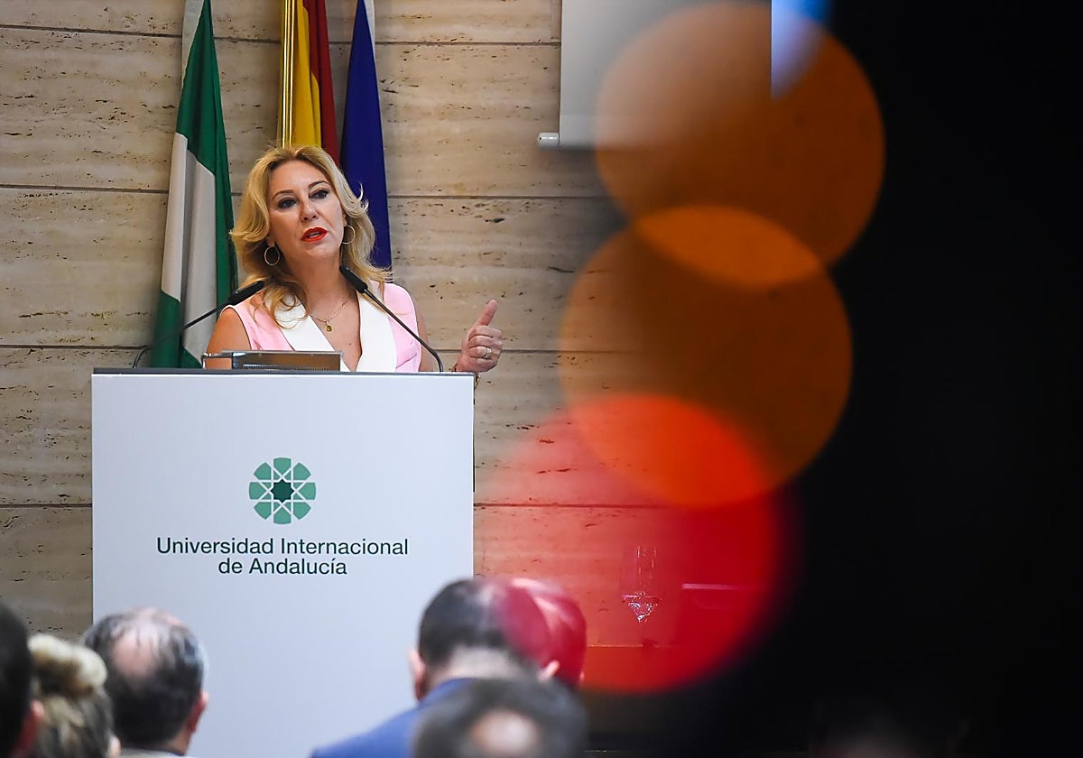 La consejera de Economía, Hacienda y Fondos Europeos, Carolina España, interviene durante la presentación del Ranking de Empresas Exportadoras en Andalucía.