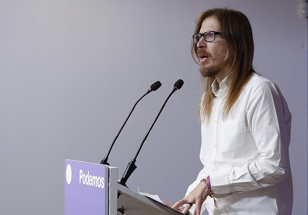El portavoz de Podemos, Pablo Fernández
