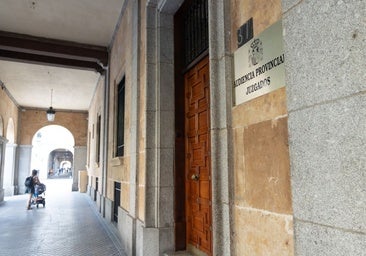 Tres años de cárcel en Salamanca por violar a su exnovia tras acceder a su casa fingiendo que le perseguían