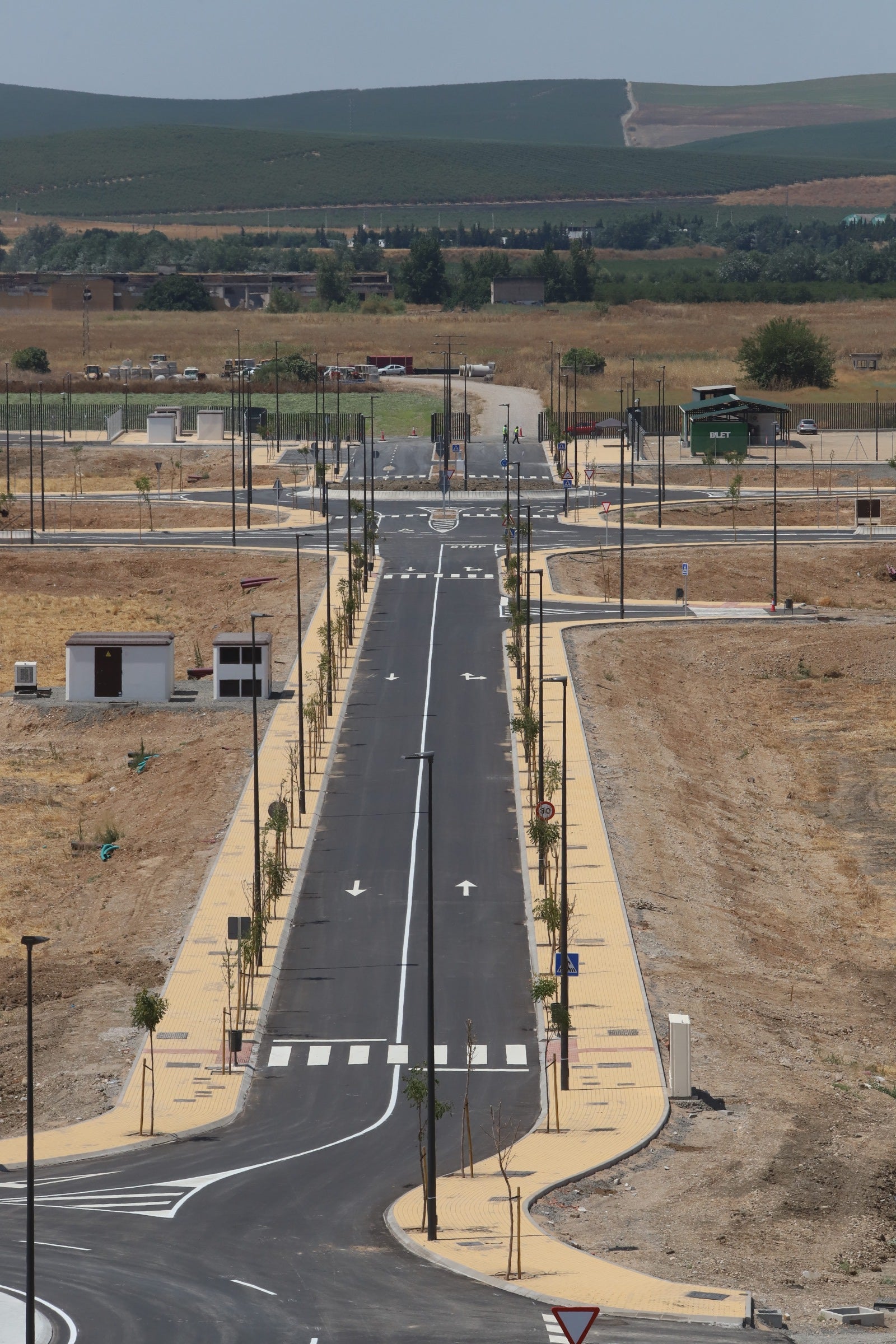 Las imágenes de la entrega de la urbanización de la Base Logística del Ejército en Córdoba