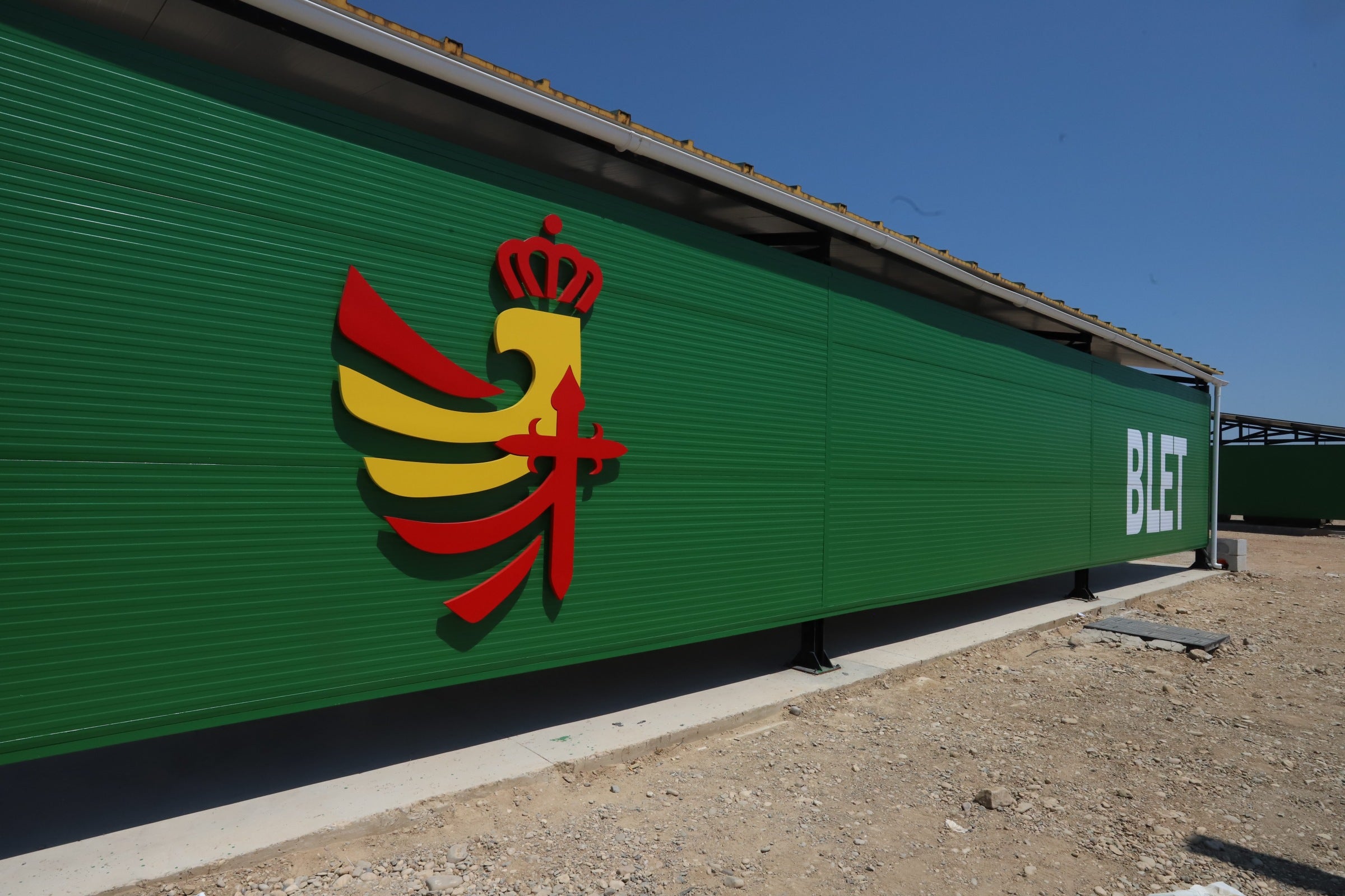 Las imágenes de la entrega de la urbanización de la Base Logística del Ejército en Córdoba