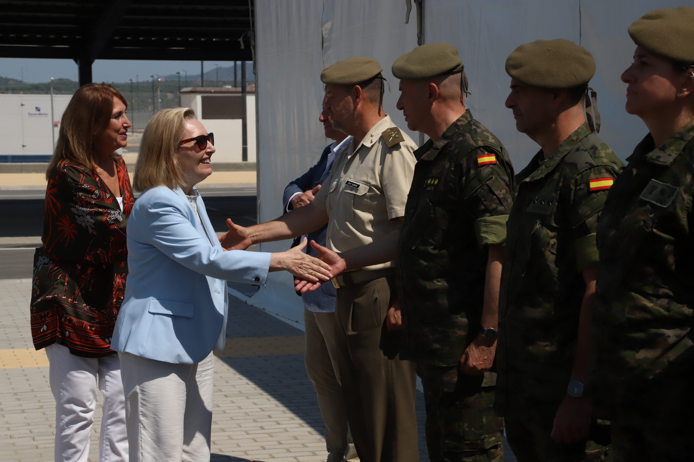 Las imágenes de la entrega de la urbanización de la Base Logística del Ejército en Córdoba