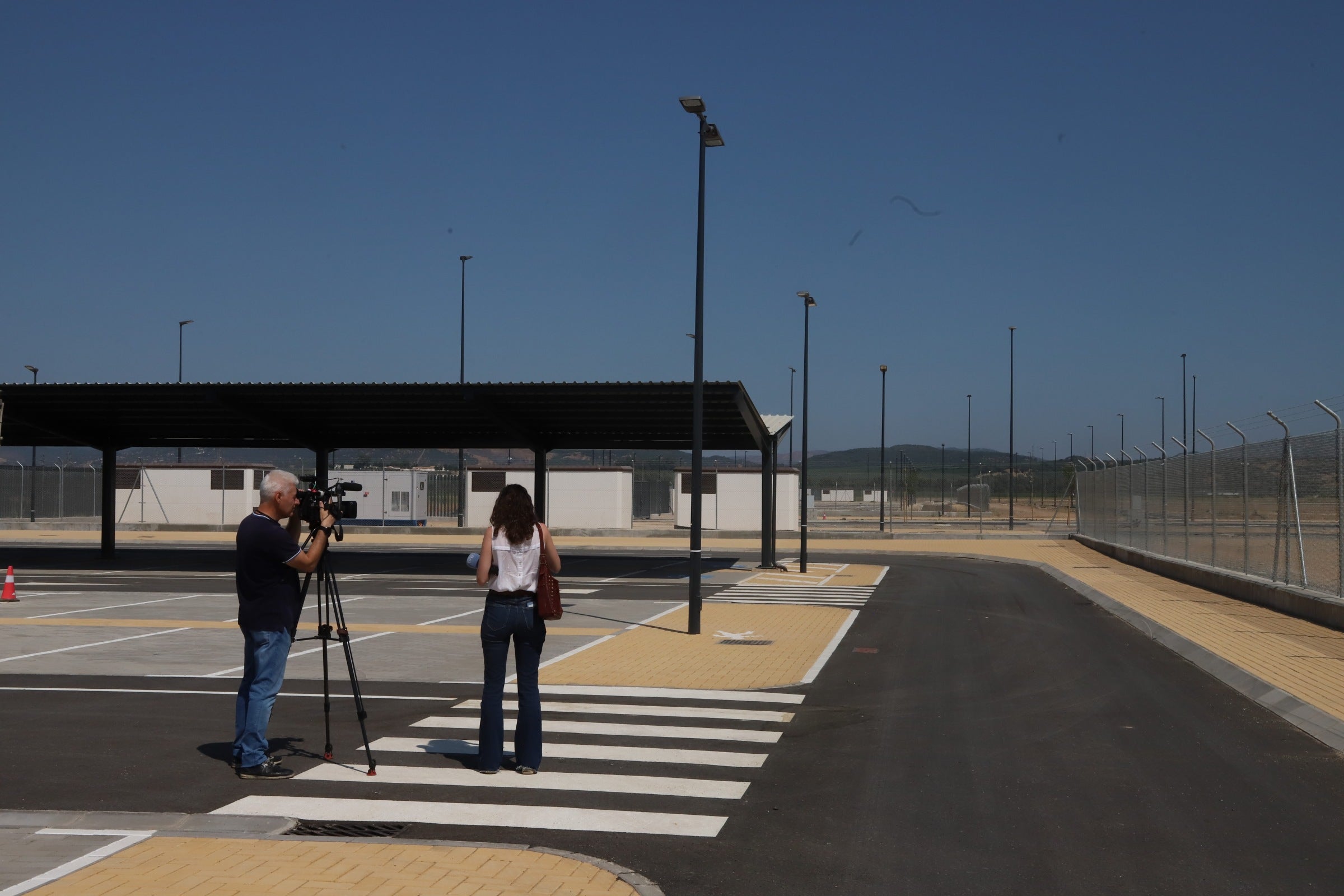 Las imágenes de la entrega de la urbanización de la Base Logística del Ejército en Córdoba