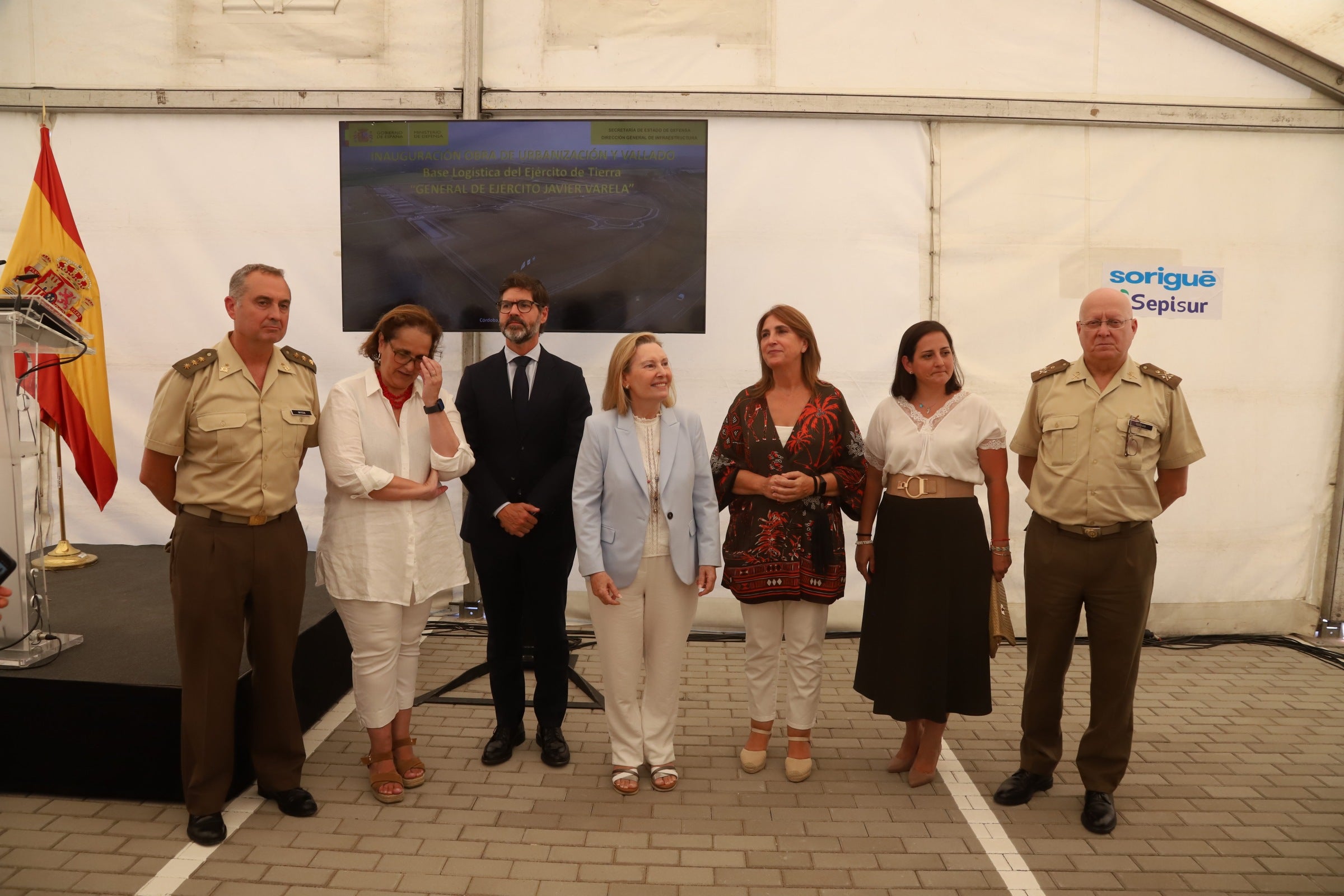 Las imágenes de la entrega de la urbanización de la Base Logística del Ejército en Córdoba
