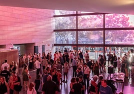 El IVAM, el Centre del Carme y el Museo de Bellas Artes celebran la Gran Nit de Juliol con un recorrido festivo en torno a las tradiciones populares