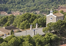 El pueblo de Valencia donde veranean Nuria Roca y Juan del Val junto a sus hijos: cuál es, dónde está y mejores restaurantes para comer