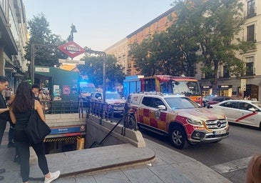 Interrumpida la línea 4 de Metro Madrid tras precipitarse una persona a las vías