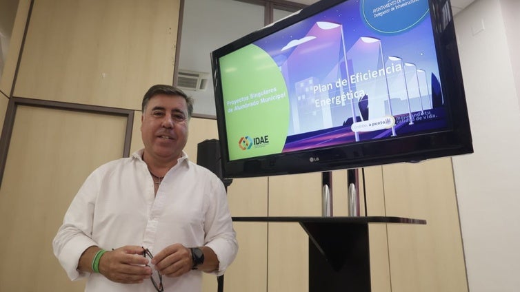 El Ayuntamiento de Córdoba logra los fondos para cambiar casi 5.000 luminarias por otras de tecnología LED