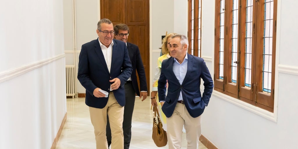 Generalitat y Diputación de Alicante presentan las nuevas ayudas para jóvenes agricultores