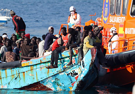 Canarias notificará al TS la «nula» colaboración del Gobierno para cumplir los autos de menores migrantes