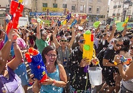 Planes de ocio para este fin de semana en Madrid: de la Batalla Naval de Vallecas hasta un concierto de la 'freestyler' Sara Socas