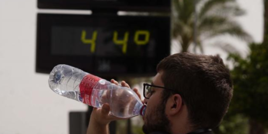 Se espera aún más calor en Canarias, en alerta roja por altas temperaturas