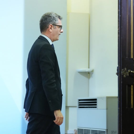 Bolaños pierde el control de las dos salas clave del Supremo