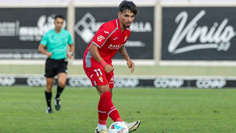 Kevin Medina en su debut con el Córdoba CF
