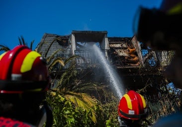 Investigan si una colilla junto a la carretera incendió Méntrida