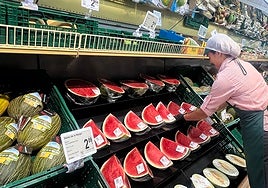 Consum confirma el origen de las sandías y los melones que vende este verano en sus supermercados