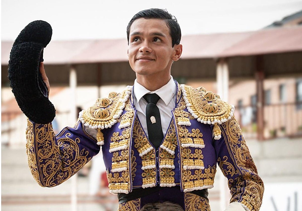 Pedro Luis suma una docena de festejos como novillero con picadores