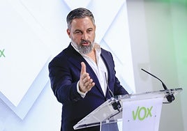 Abascal advierte al PP tras el caso Montoro: «Si alguien quiere pactar, debe garantizar limpieza»