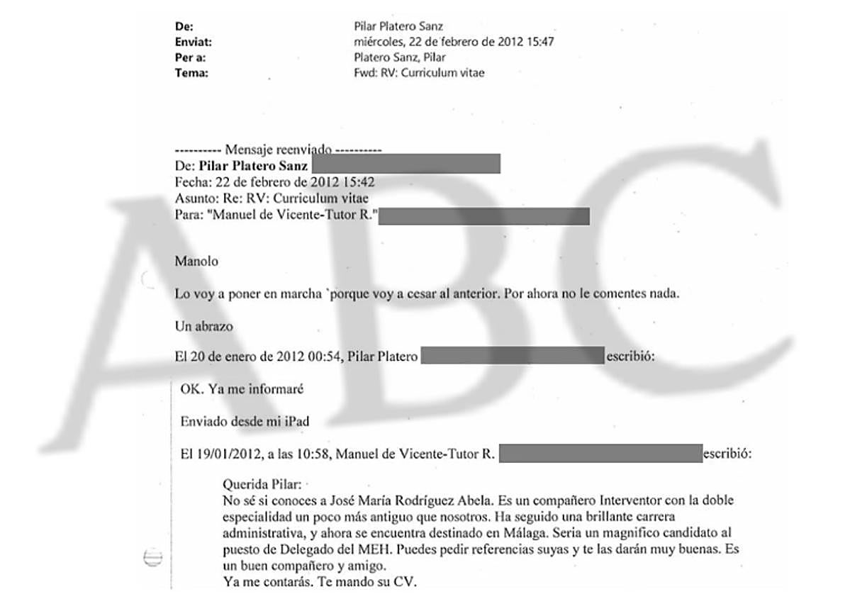 Imagen del correo entre Pilar Platero y Manuel de Vicente.