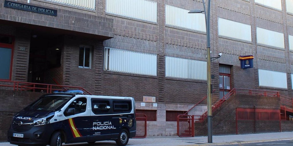 En libertad el policía detenido por violencia de género acusado de retener a la fuerza a su mujer en Almería