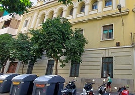 Nuevo complejo turístico: 26 apartamentos en la histórica sede de Cajasur en Reyes Católicos