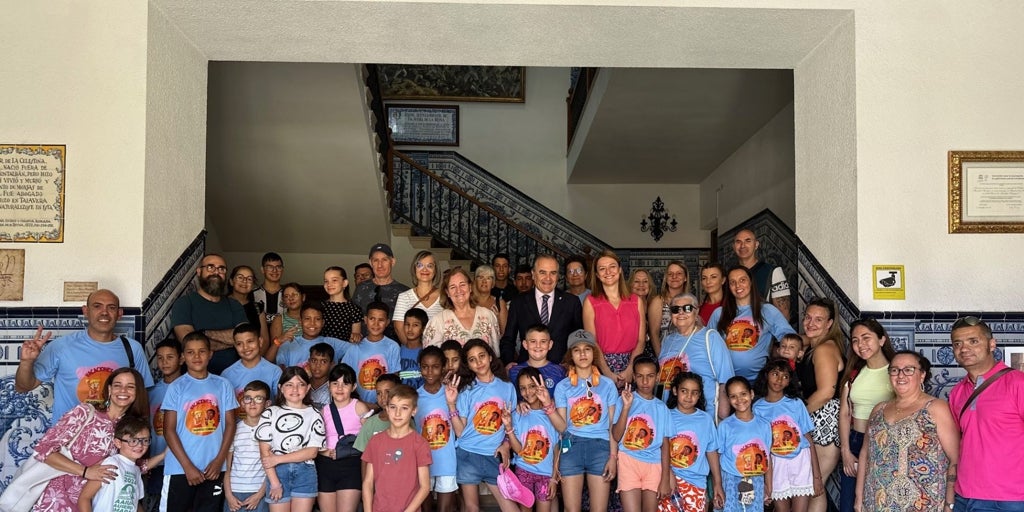 Talavera da la bienvenida a los 25 niños saharauis del programa estival 'Vacaciones en Paz'