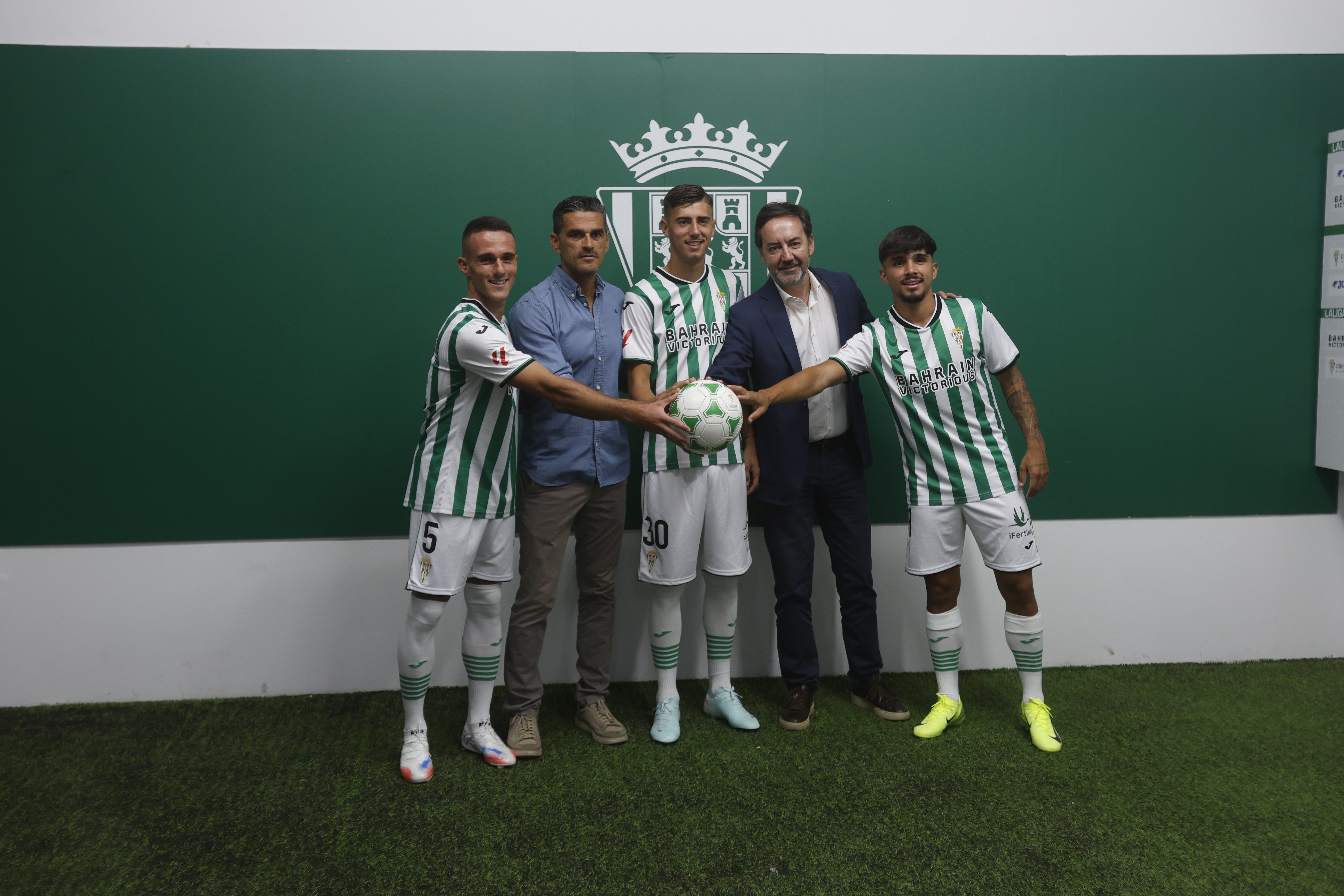 Las mejores imágenes de la presentación de Kevin Medina, Dani Requena y Diego Bri con el Córdoba CF