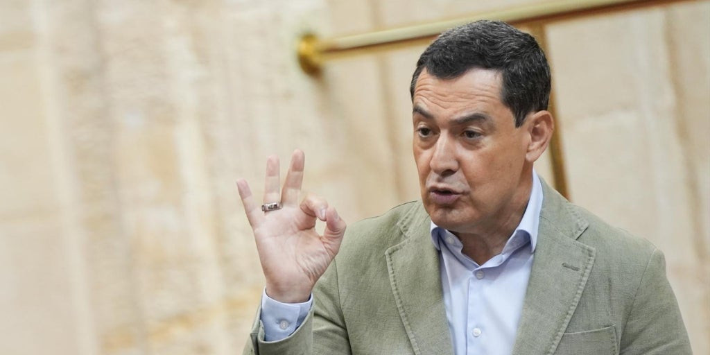 Juanma Moreno pide a los socialistas andaluces que dejen de ser  los últimos del Titanic  de Pedro Sánchez