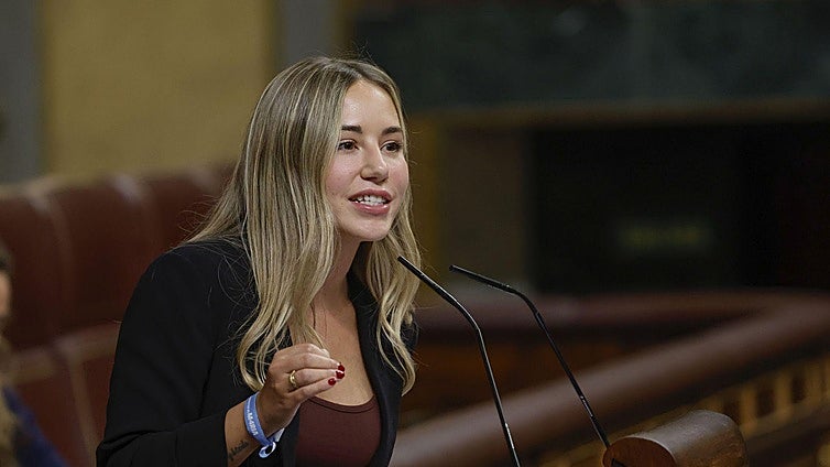 La ofensiva del PP para exigir la dimisión de Patxi López y Pilar Bernabé dilata su decisión sobre el sustituto de Noelia Núñez en la dirección