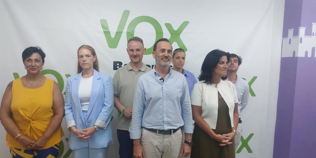 Le Senne impone su mando en Vox Baleares con una nueva dirección alineada con Madrid y aparta al ex JEME Fulgencio Coll