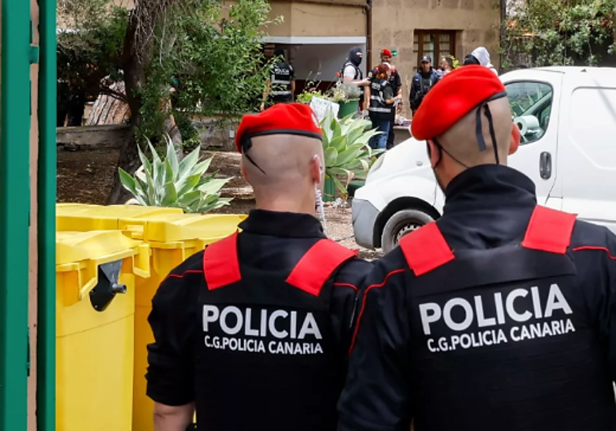La Policía Canaria en el cierre del primer centro de menores gestionado por esta entidad