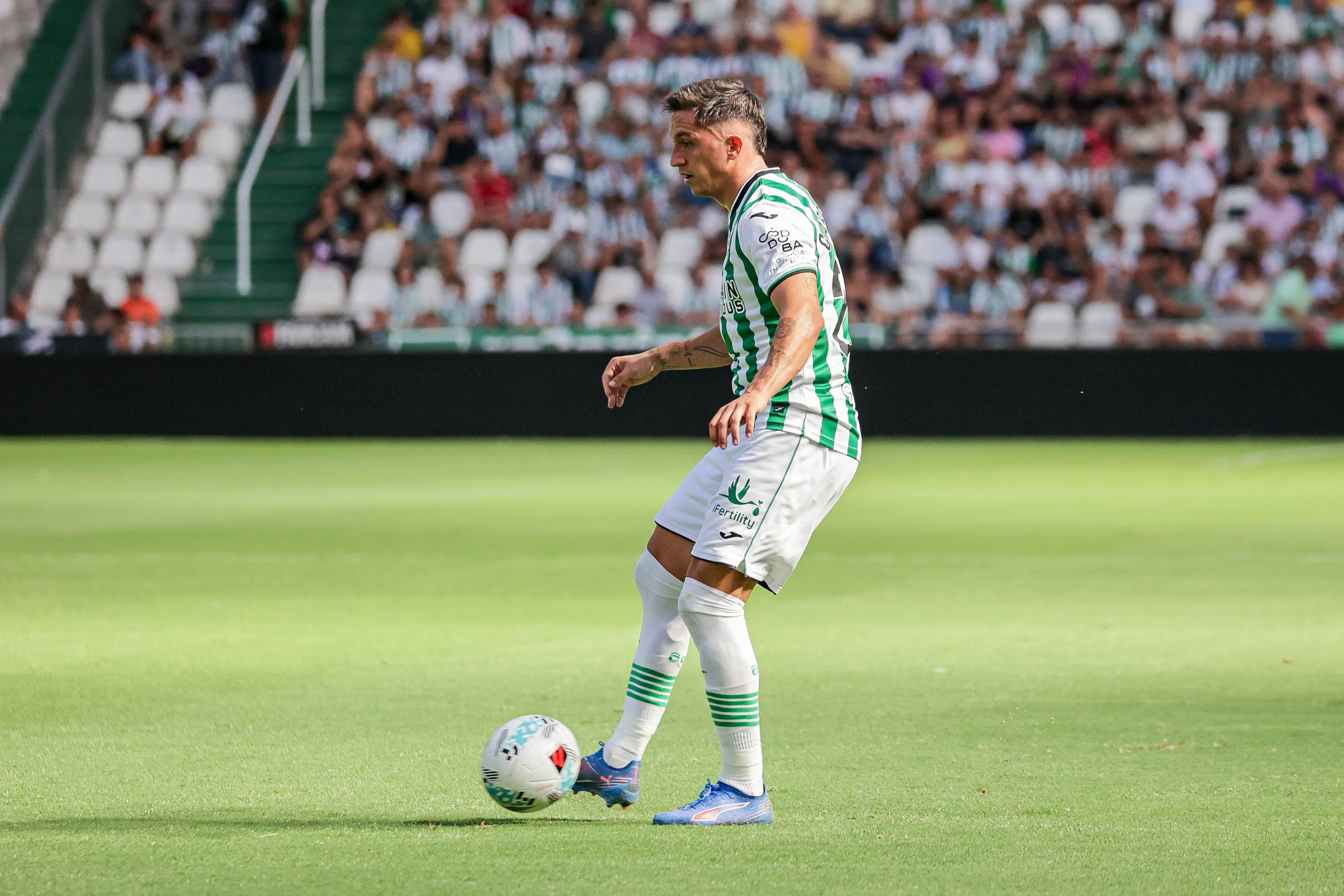 Las imágenes del ambientazo en el Arcángel en el Córdoba CF-Real Betis